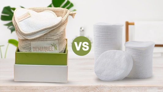 Comparatif visuel entre pad démaquillant lavable et coton jetable
